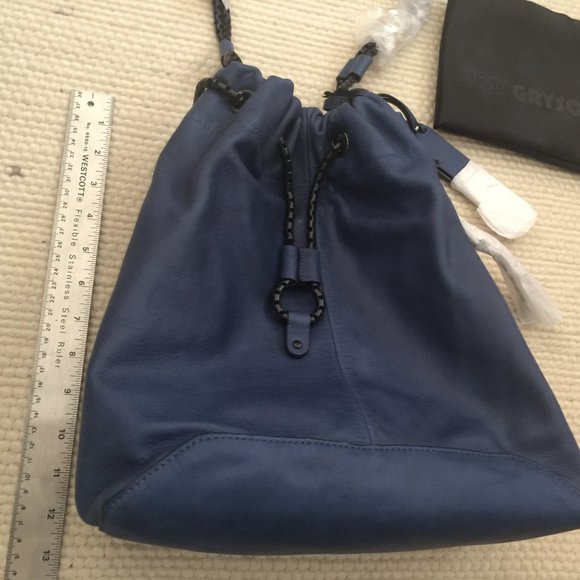 Joy Gryson Chain Navy (Blue) Bucket Bag - Picture 5 of 6